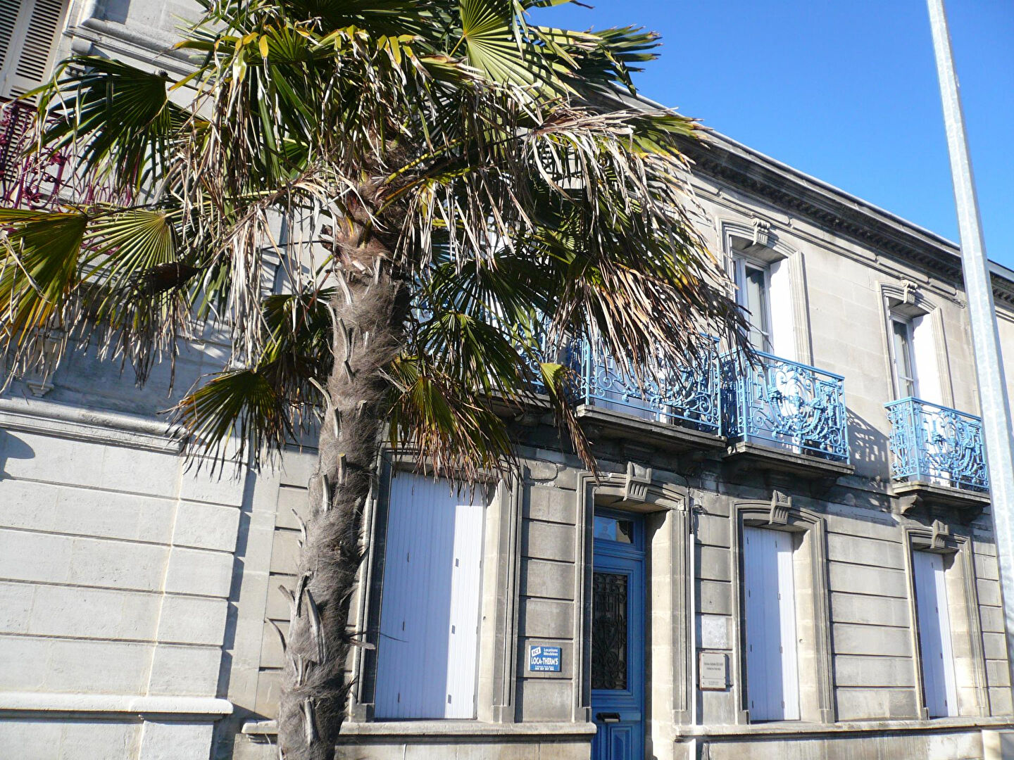 Immeuble ROCHEFORT (17300) 8 pièces 150.00 m²