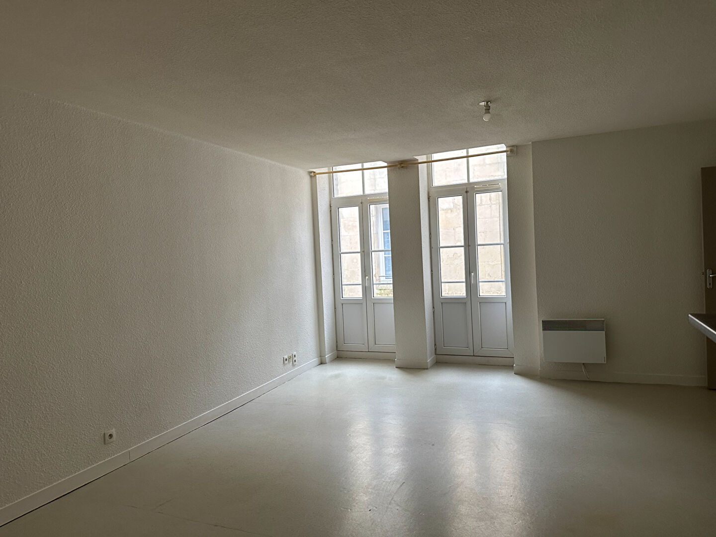 Appartement ROCHEFORT (17300) 2 pièces 49.00 m²