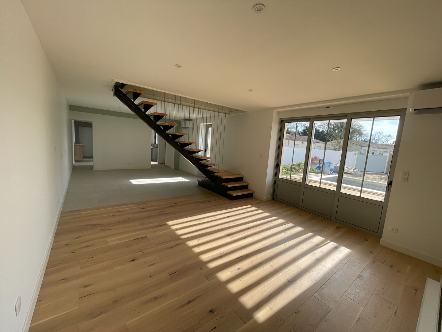 Maison SAINT LAURENT DE LA PREE (17450) 6 pièces 176.00 m²