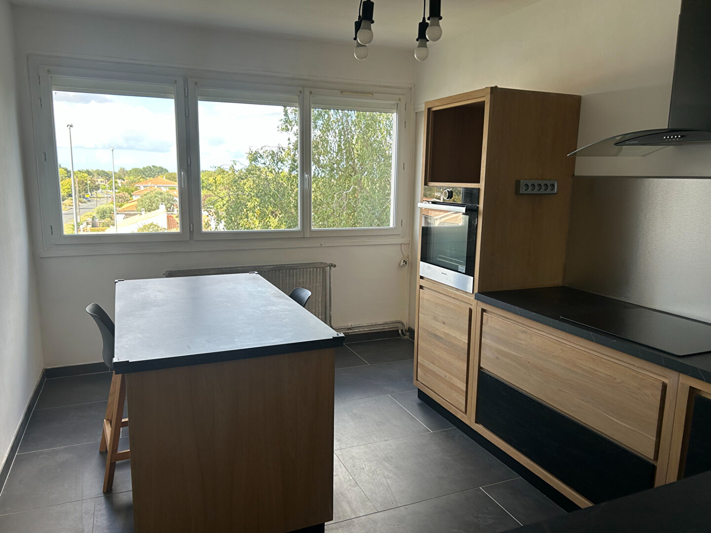 Appartement ROCHEFORT (17300) 2 pièces 65.00 m²