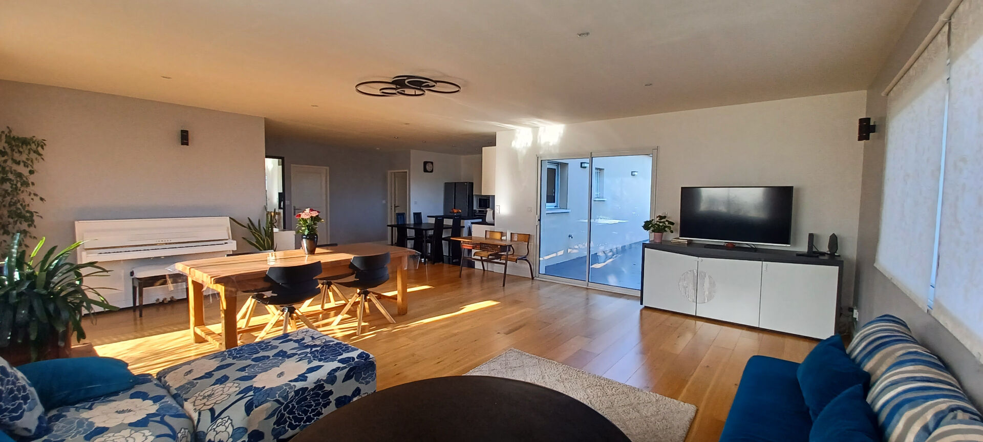 Maison ECHILLAIS (17620) 4 pi&egrave;ces 131.00 m&sup2;