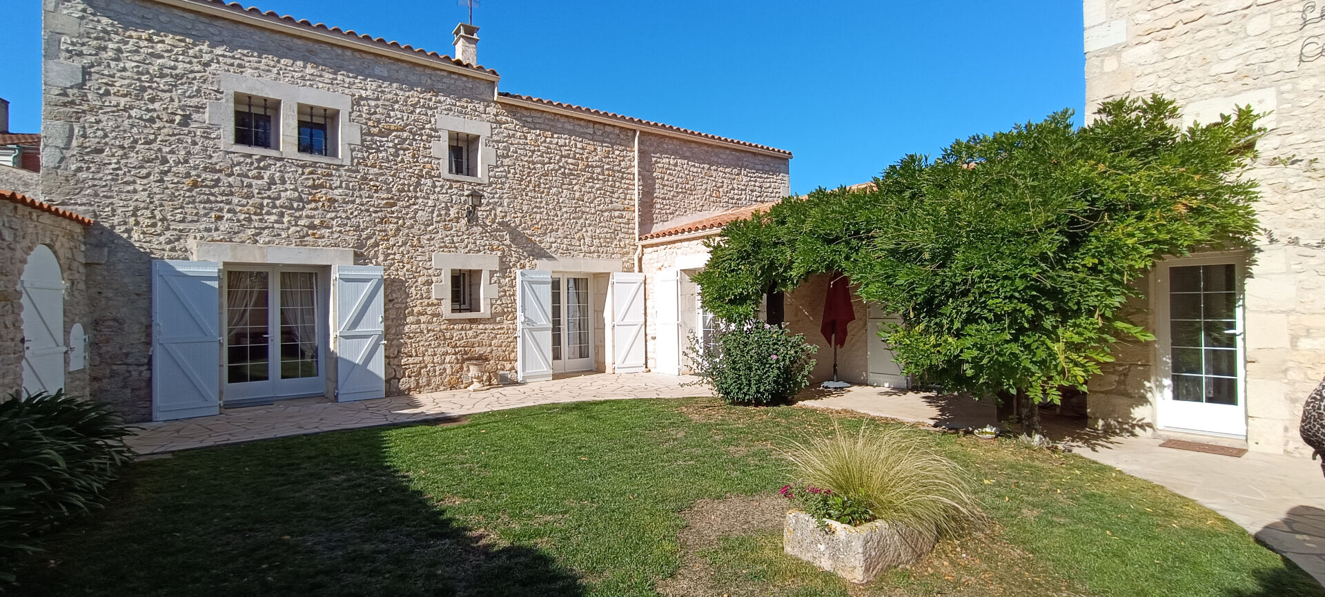 Maison SOUBISE (17780) 7 pièces 176.00 m²