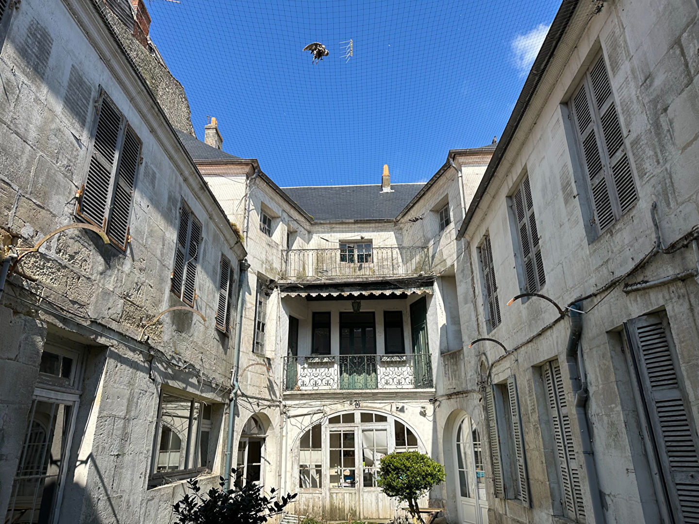 Bureaux ROCHEFORT (17300) 10 pièces 29.22 m²