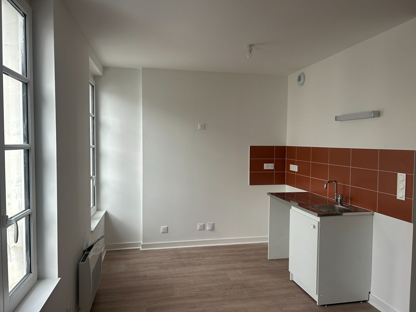 Appartement ROCHEFORT (17300) 1 pièce 37.75 m²