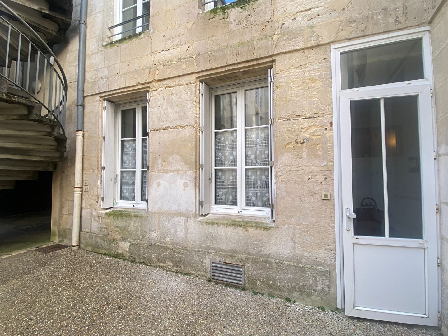 Appartement ROCHEFORT (17300) 1 pi&egrave;ce 43.00 m&sup2;