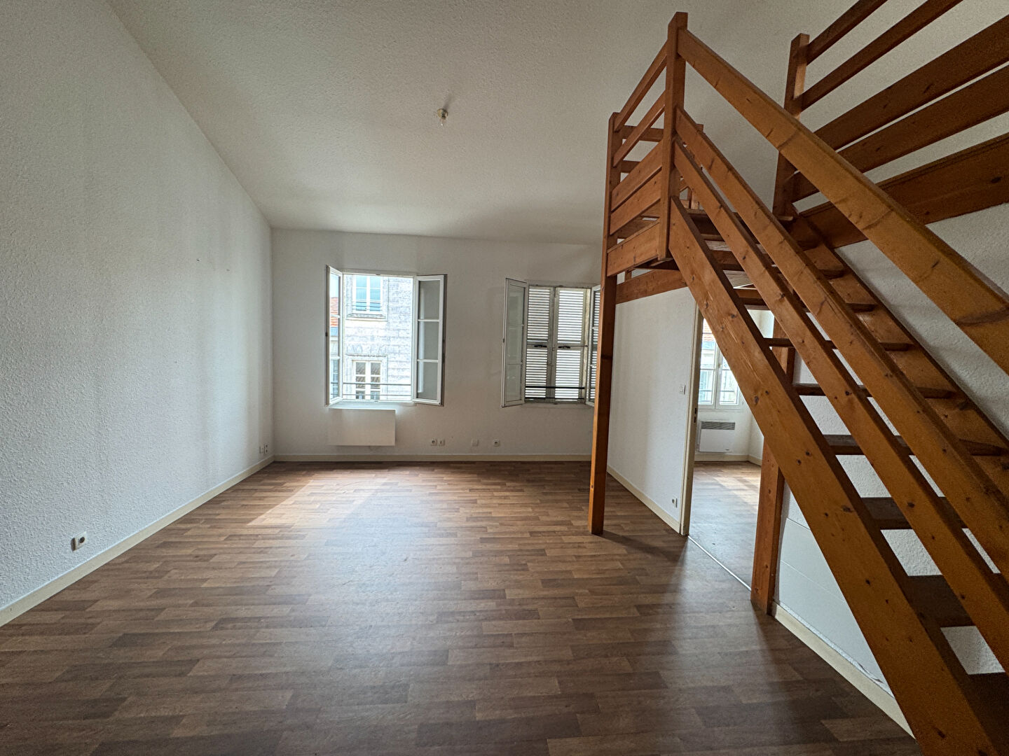 Appartement ROCHEFORT (17300) 4 pi&egrave;ces 60.00 m&sup2;