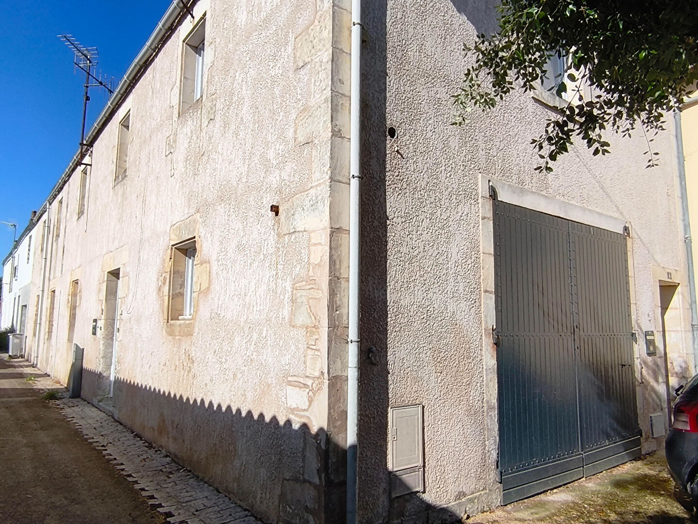 Immeuble SOUBISE (17780) 7 pi&egrave;ces 160.00 m&sup2;