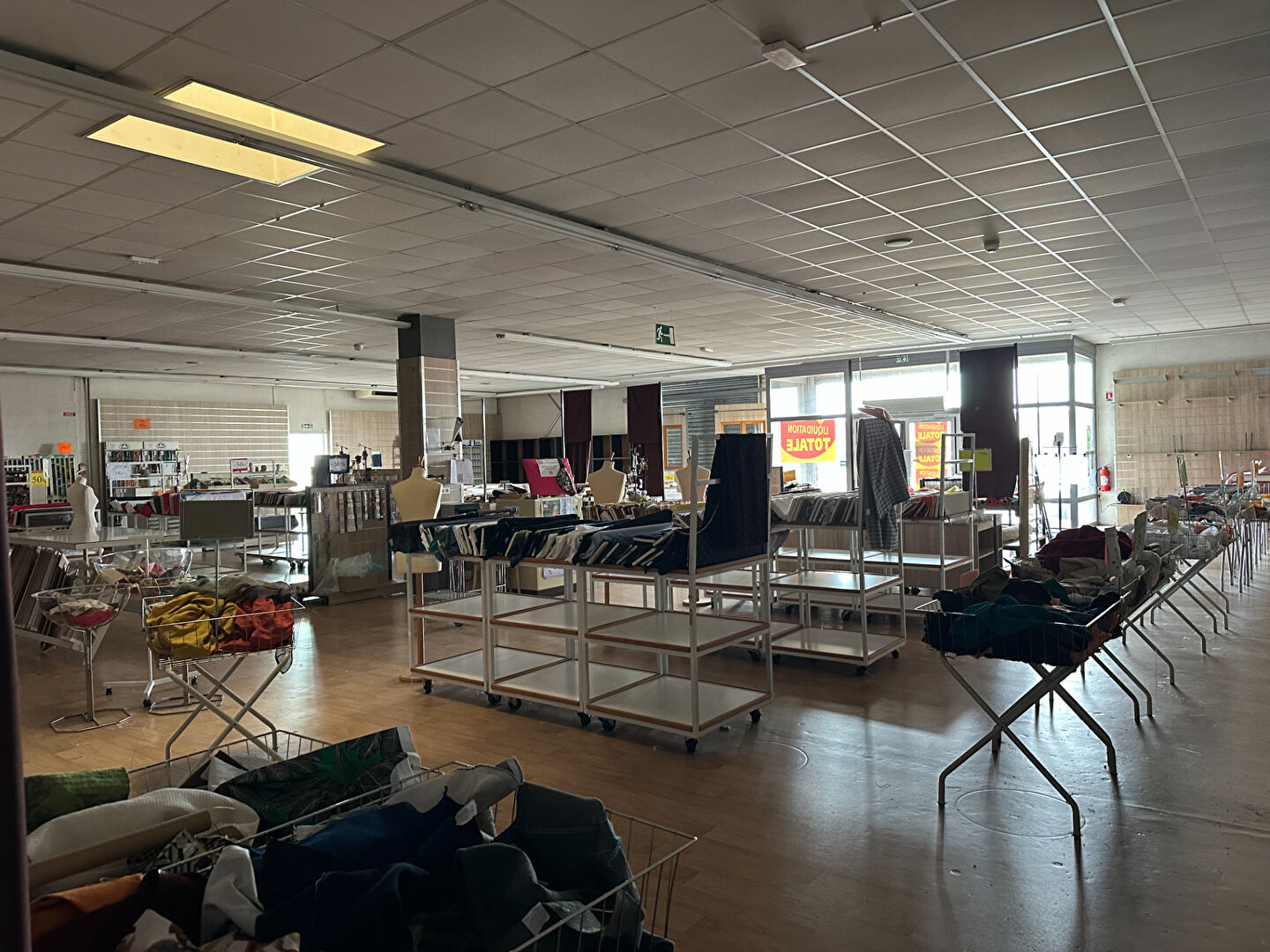 Local commercial ROCHEFORT (17300) 358.83 m&sup2;