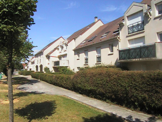 Rungis (94) Exclusif 790 € / mois cc Appartement 1 pièce 33.35 m² Avec terrasse Voir le bien