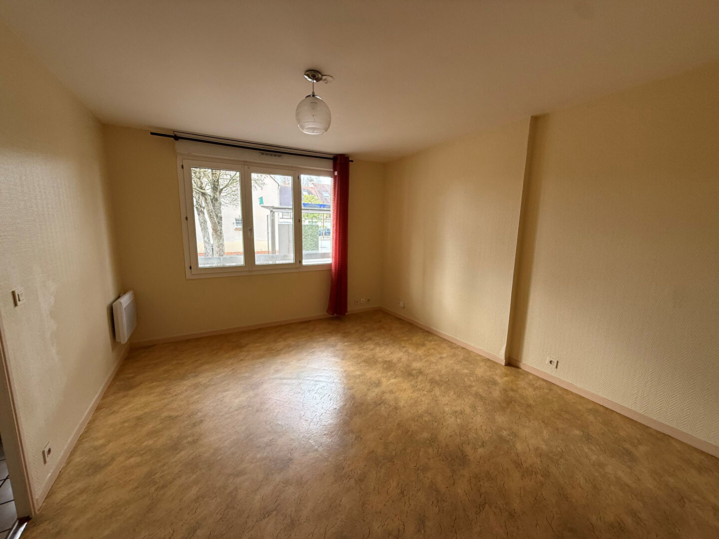 Appartement RUNGIS (94150) 1 pi&egrave;ce 32.17 m&sup2;