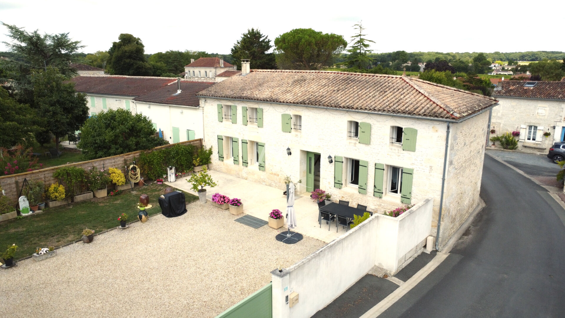 Maison PONS (17800) 7 pièces 220.00 m²