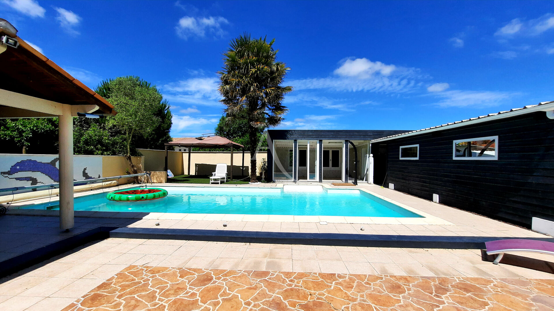 Maison LES GONDS (17100) 7 pièces 157.00 m²