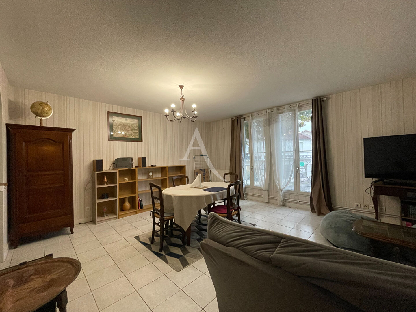 Appartement SAINTES (17100) 3 pi&egrave;ces 72.00 m&sup2;