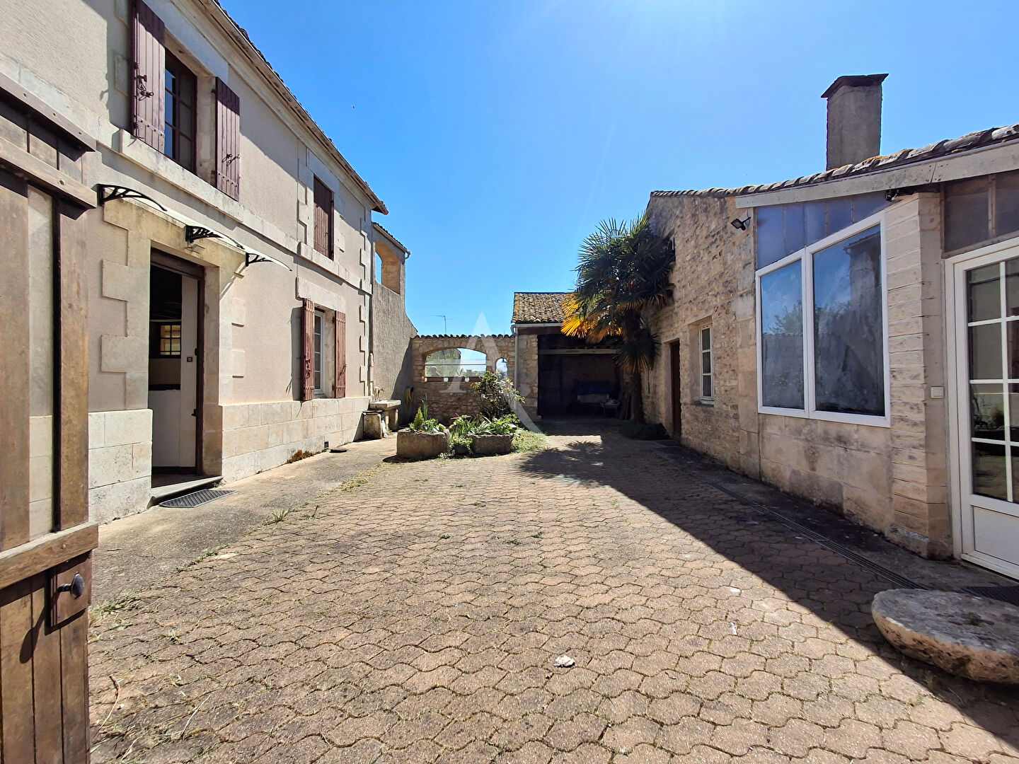 Maison ANNEPONT (17350) 5 pièces 145.00 m²