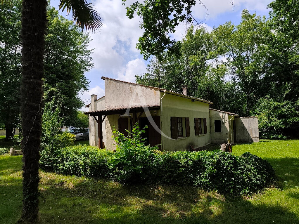 Maison PESSINES (17810) 2 pi&egrave;ces 64.60 m&sup2;