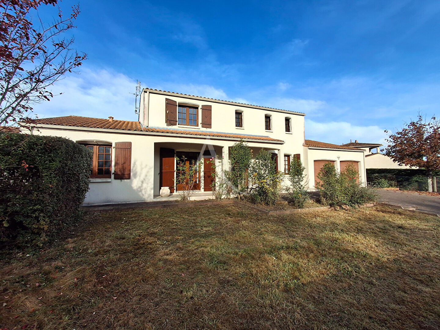 Maison SAINTES (17100) 8 pièces 191.00 m²