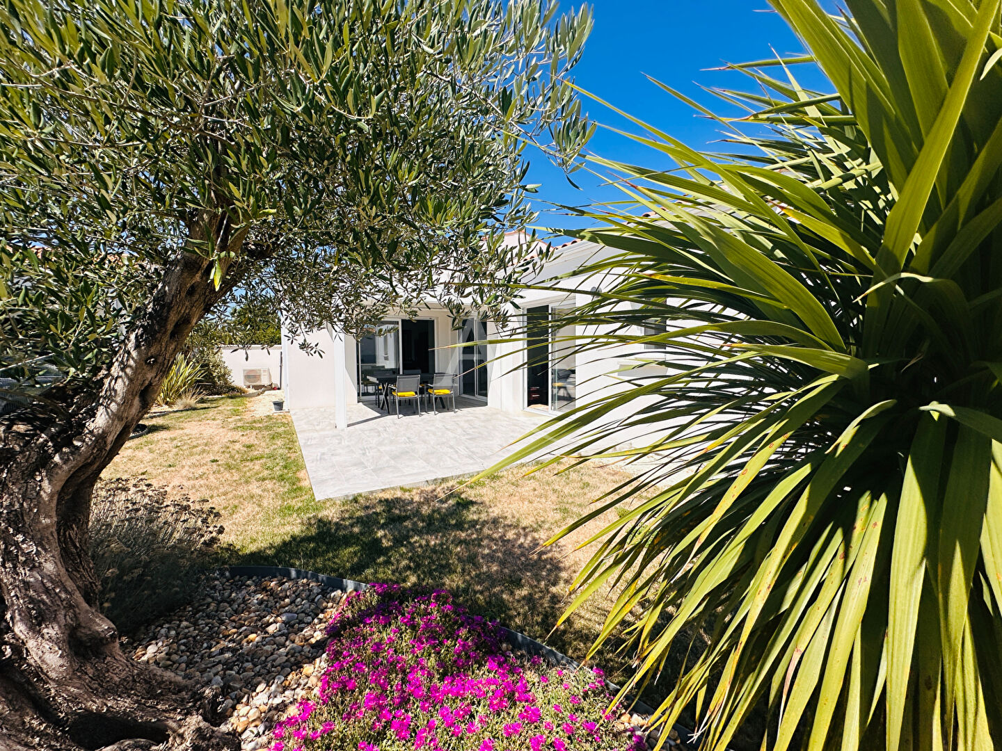 Maison SAINTES (17100) 4 pièces 102.00 m²