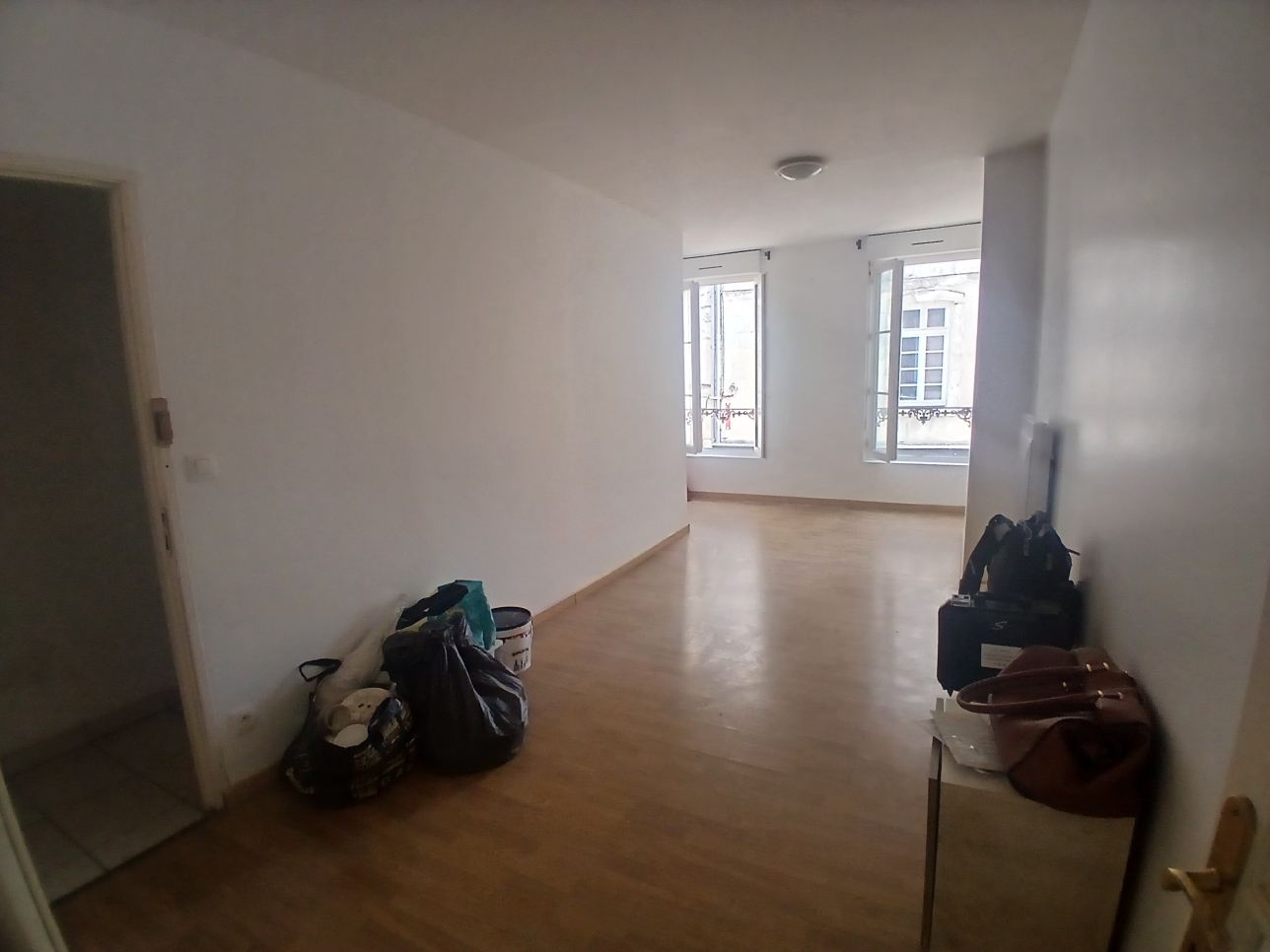 Appartement SAINTES (17100) 2 pi&egrave;ces 37.88 m&sup2;