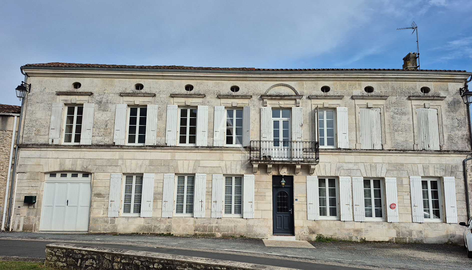 Maison NANCRAS (17600) 9 pi&egrave;ces 265.00 m&sup2;