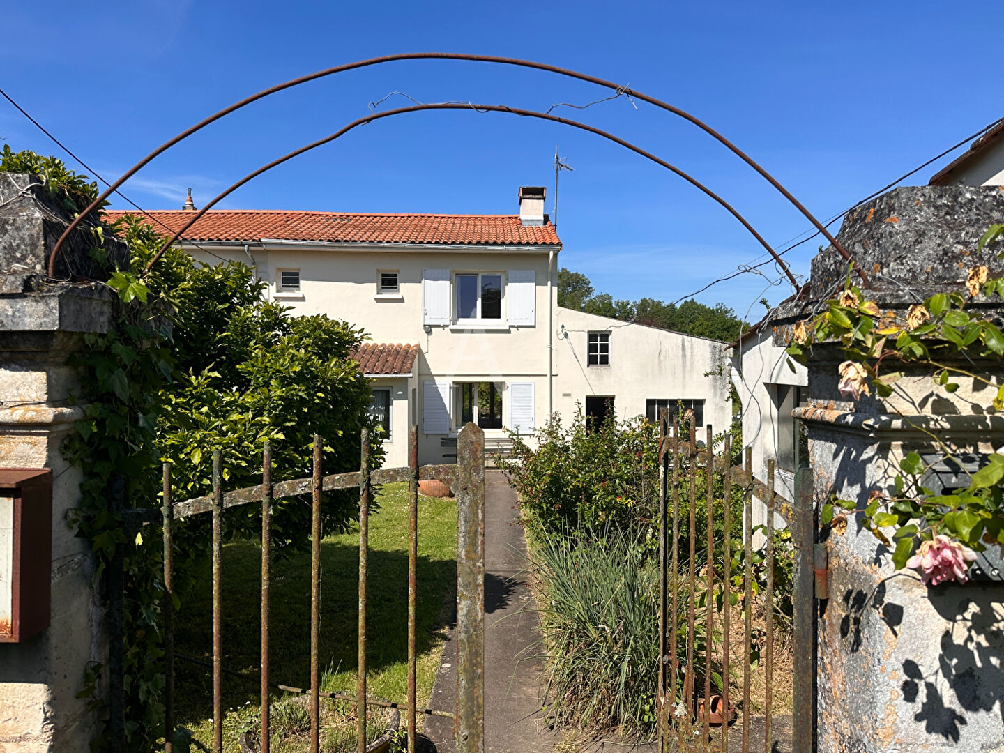 Maison Saintes (17100) 8 pièces 109.00 m²