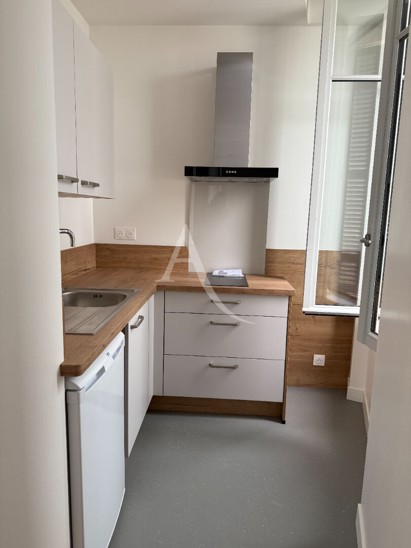 Appartement SAINTES (17100) 1 pièce 21.70 m²