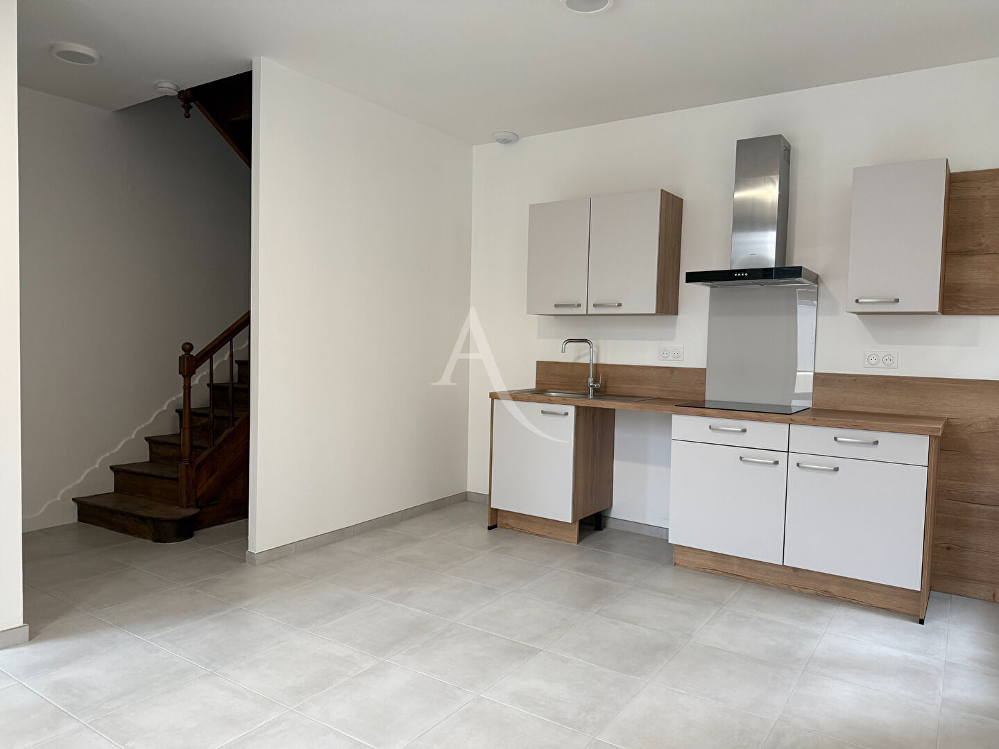 Appartement SAINTES (17100) 2 pièces 40.57 m²