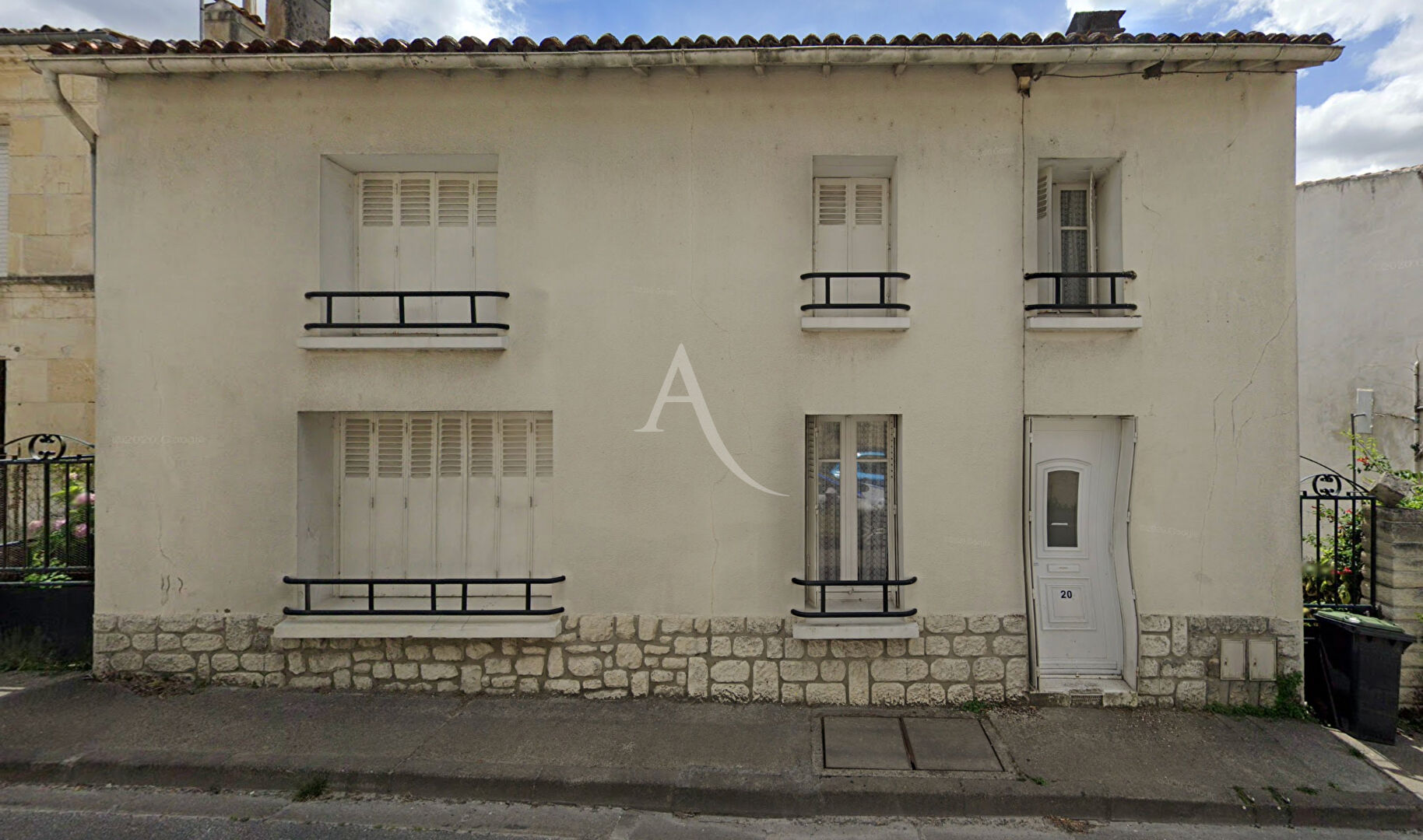 Maison SAINT CESAIRE (17770) 4 pièces 140.00 m²