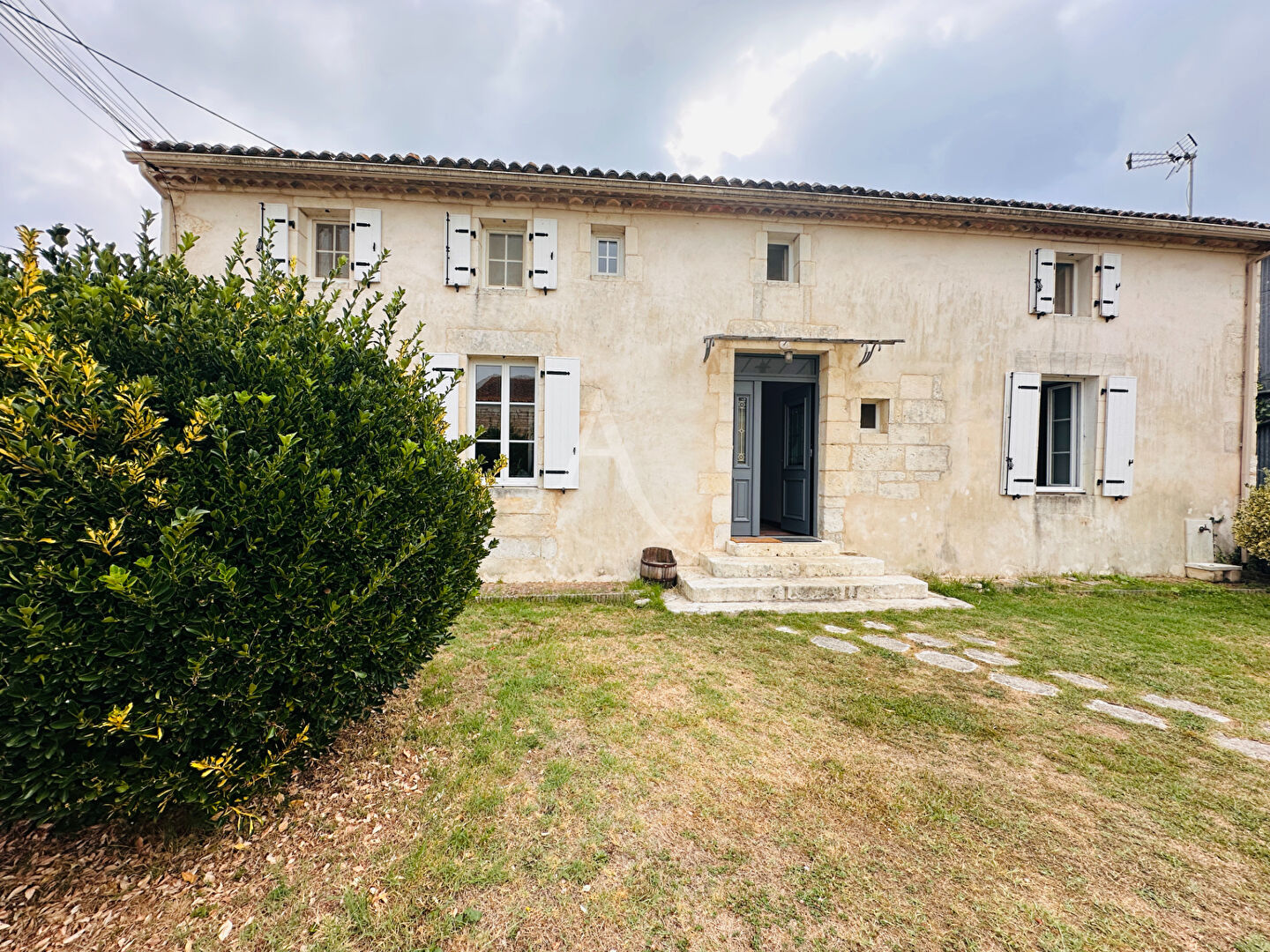Maison CORME ROYAL (17600) 5 pièces 145.00 m²