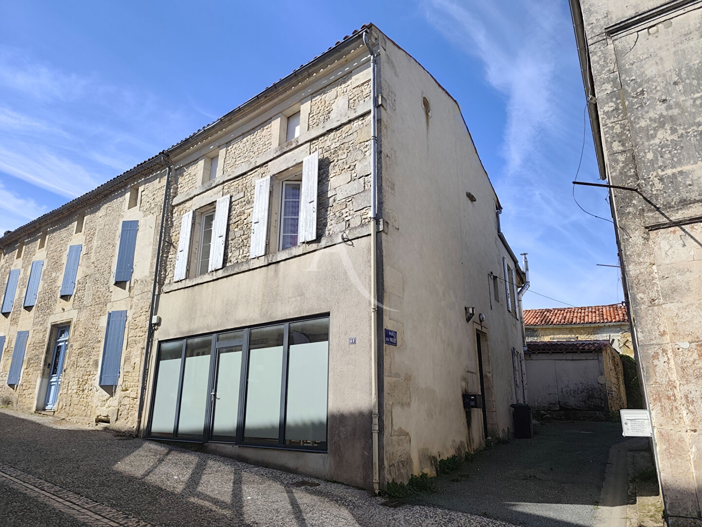 Maison BURIE (17770) 4 pièces 110.25 m²