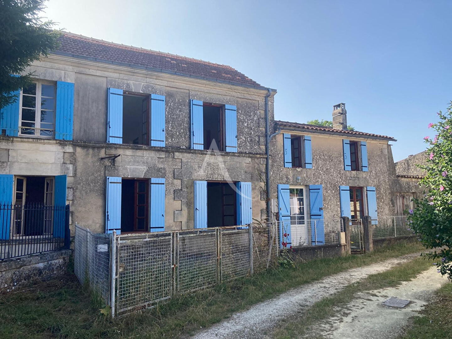 Maison VILLARS EN PONS (17260) 4 pièces 164.00 m²