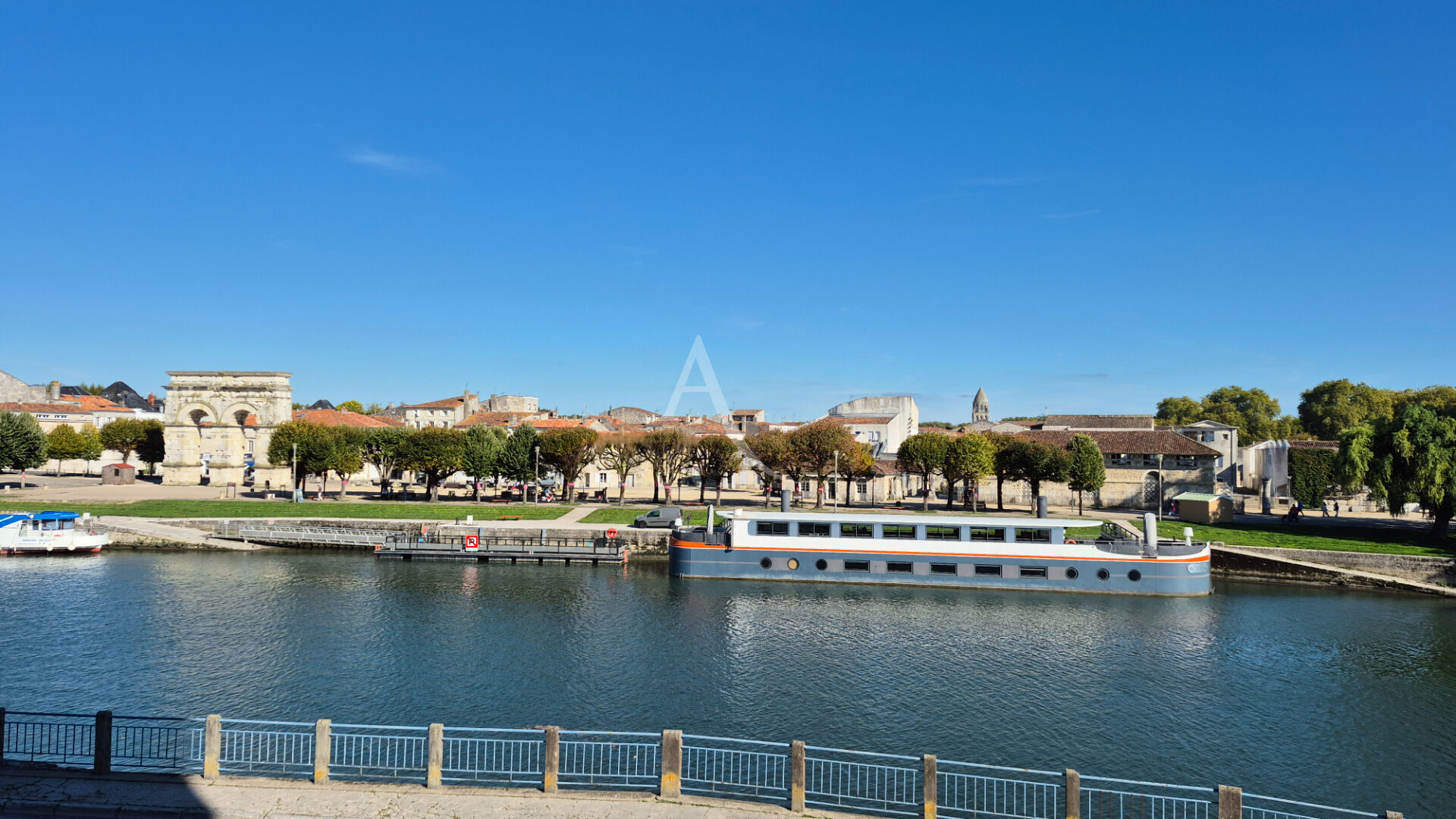 Appartement SAINTES (17100) 4 pièces 85.15 m²