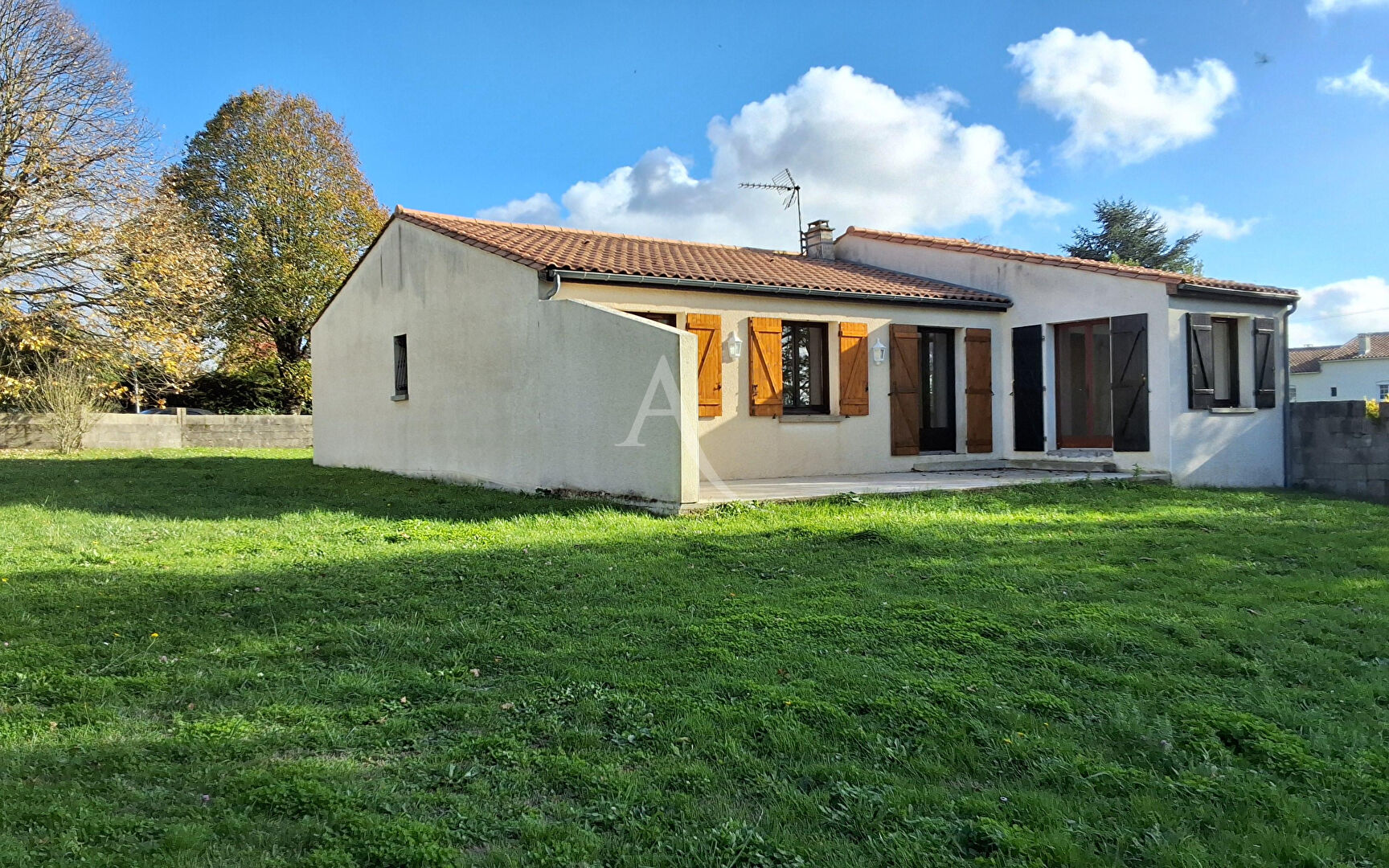 Maison CHANIERS (17610) 4 pièces 94.00 m²