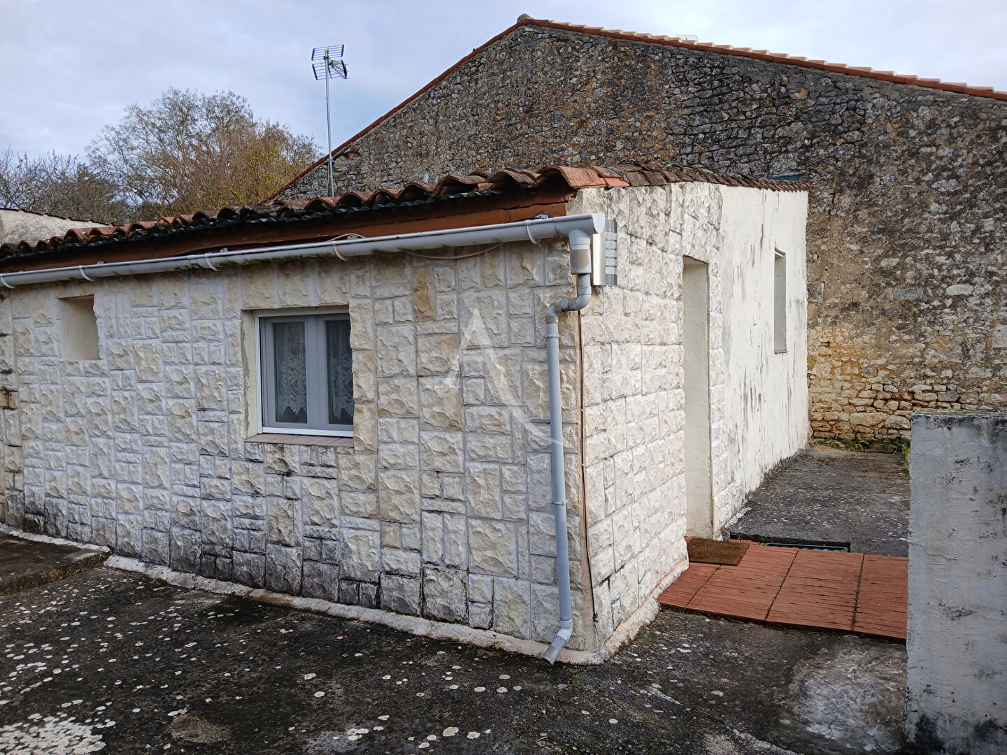 Maison SAINT VAIZE (17100) 3 pièces 50.00 m²
