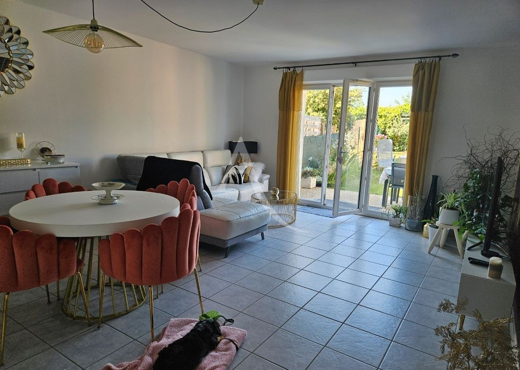 Appartement LES GONDS (17100) 3 pi&egrave;ces 68.00 m&sup2;