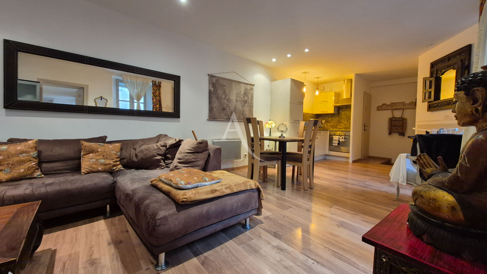 Appartement SAINTES (17100) 2 pi&egrave;ces 48.00 m&sup2;