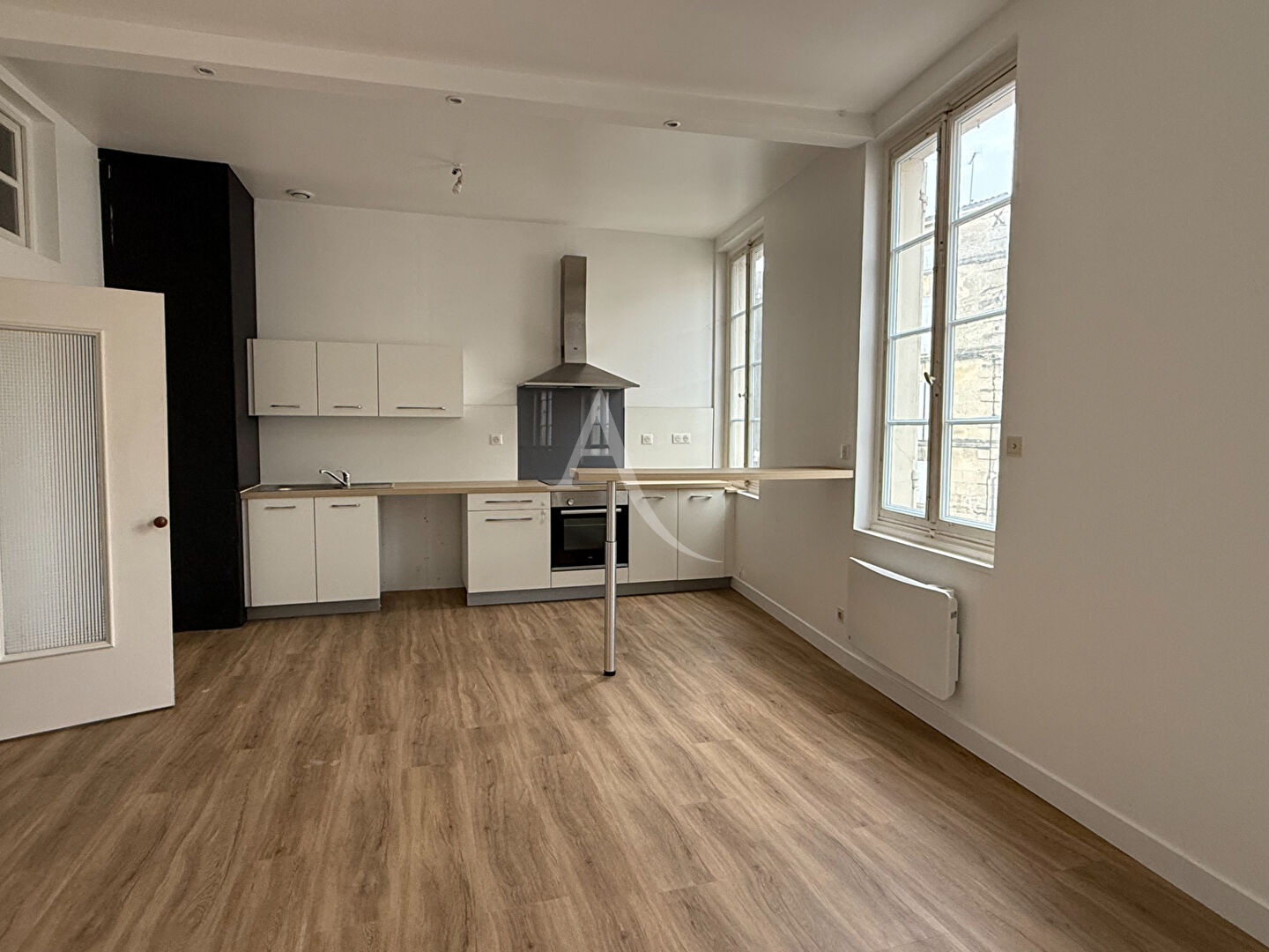 Appartement COGNAC (16100) 3 pi&egrave;ces 61.00 m&sup2;