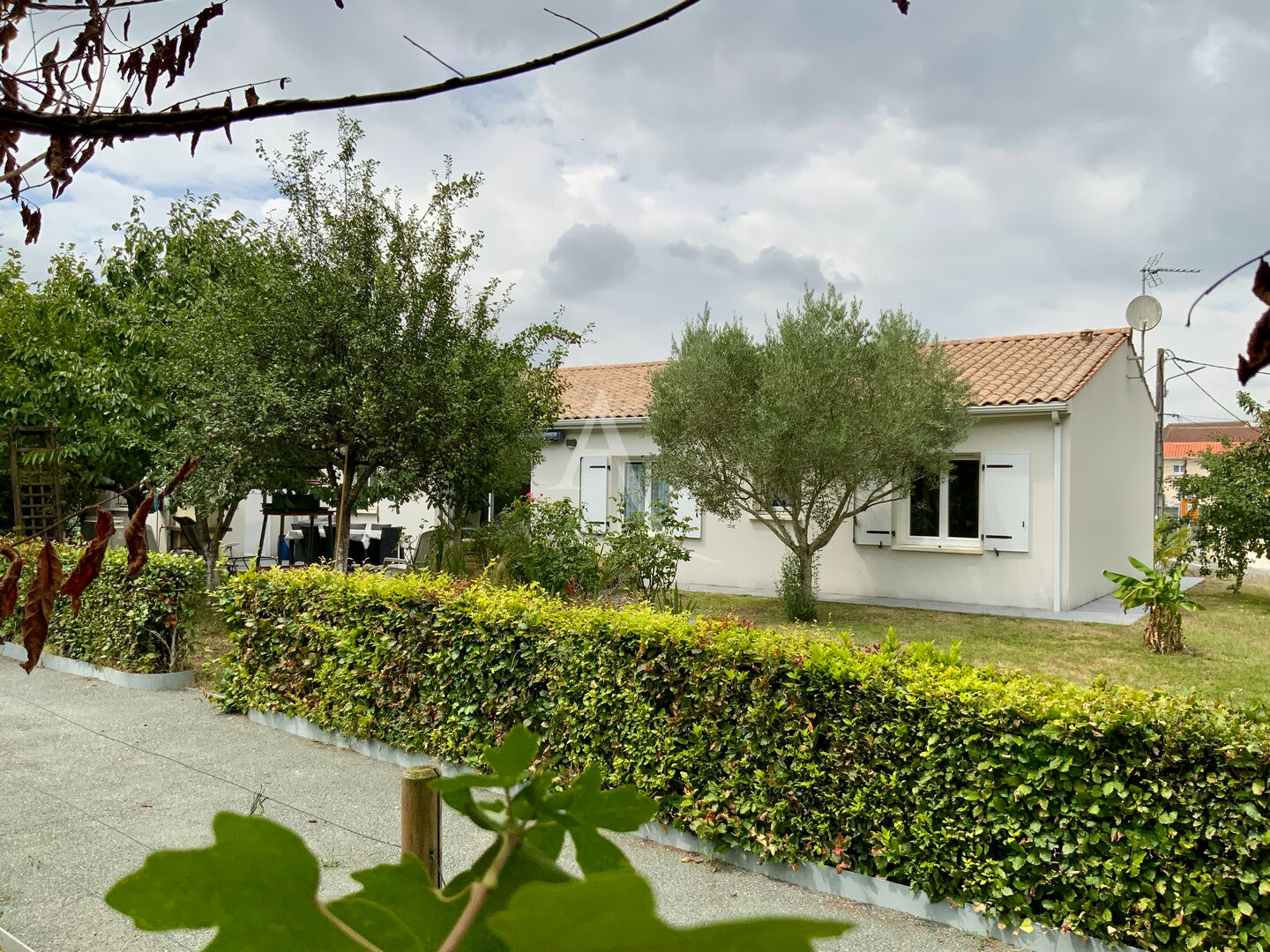 Maison SAINTES (17100) 6 pi&egrave;ces 130.00 m&sup2;