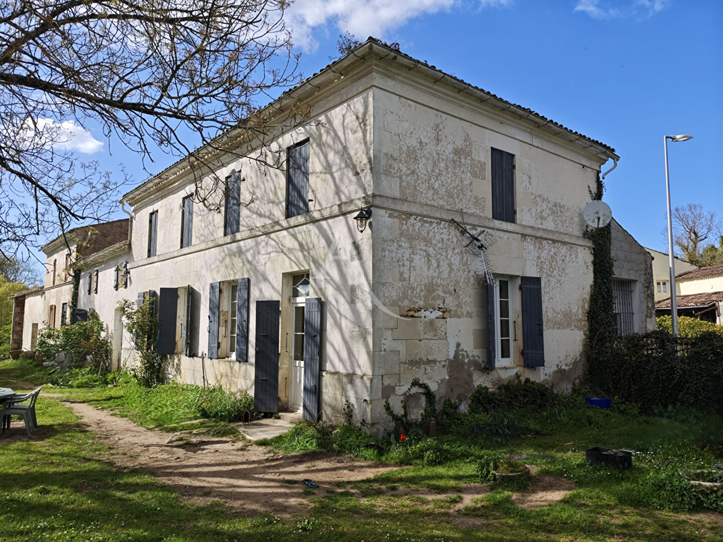 Maison GREZAC (17120) 4 pi&egrave;ces 235.00 m&sup2;