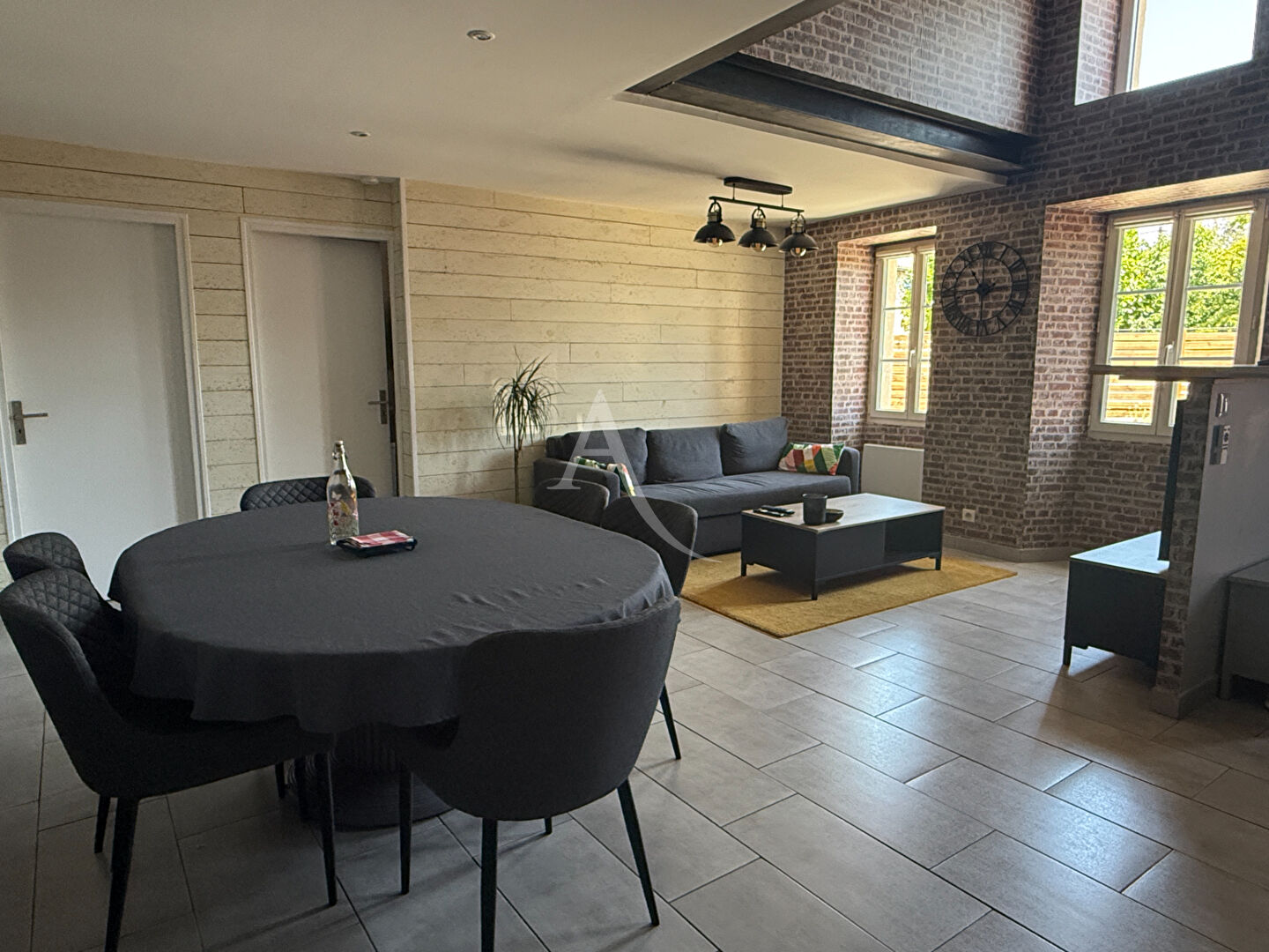 Maison VENERAND (17100) 3 pi&egrave;ces 76.00 m&sup2;