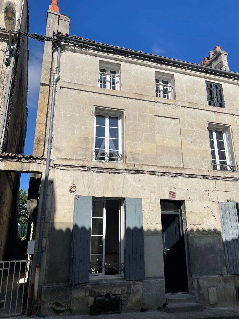 Appartement SAINTES (17100) 2 pi&egrave;ces 32.60 m&sup2;