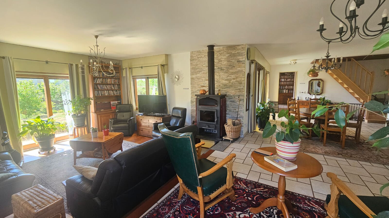 Maison SOISSONS (02200) 4 pièces 145.00 m²