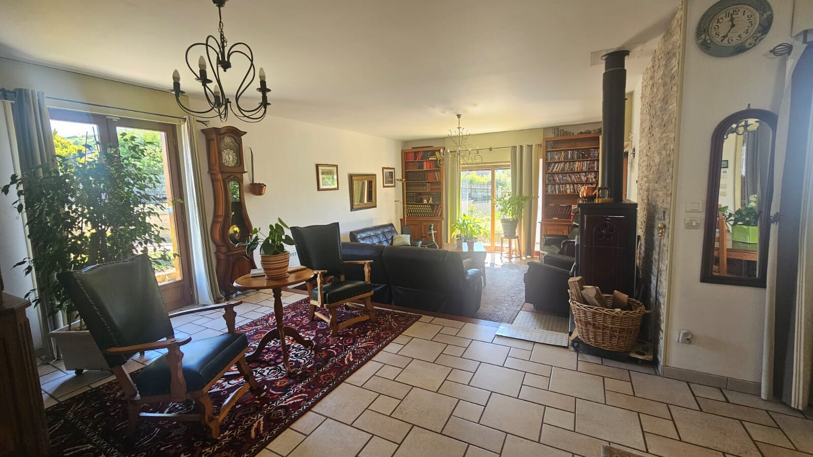 Maison SOISSONS (02200) 4 pi&egrave;ces 145.00 m&sup2;