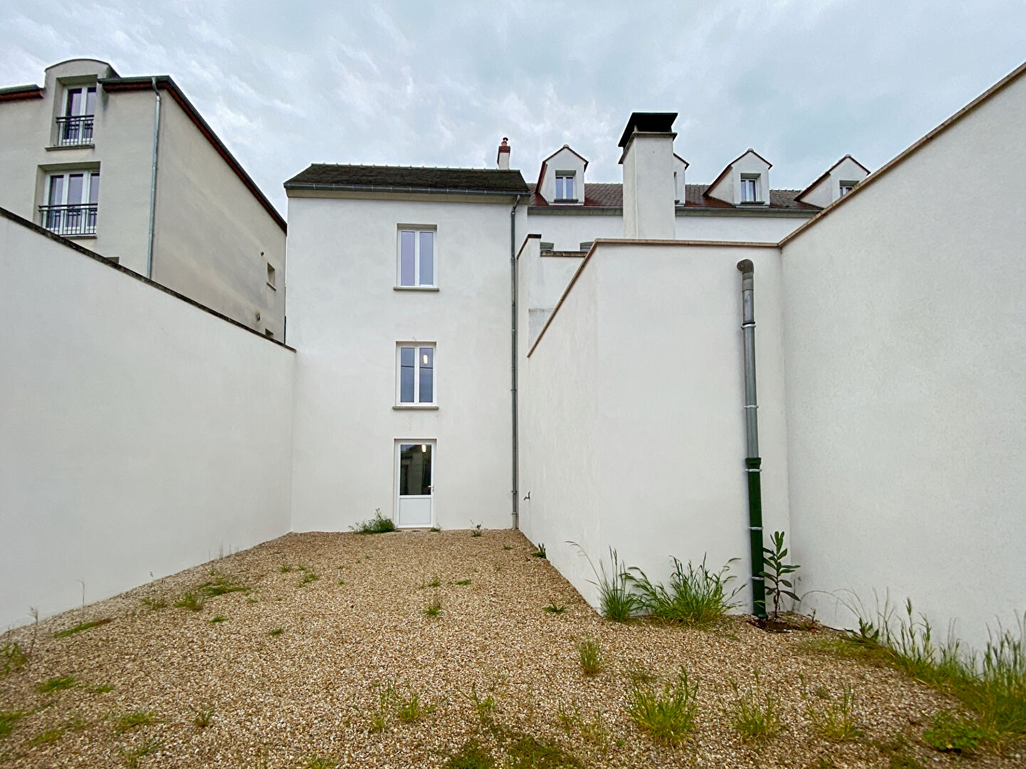 Local d'activité MEULAN EN YVELINES (78250) 2 pièces 60.00 m²