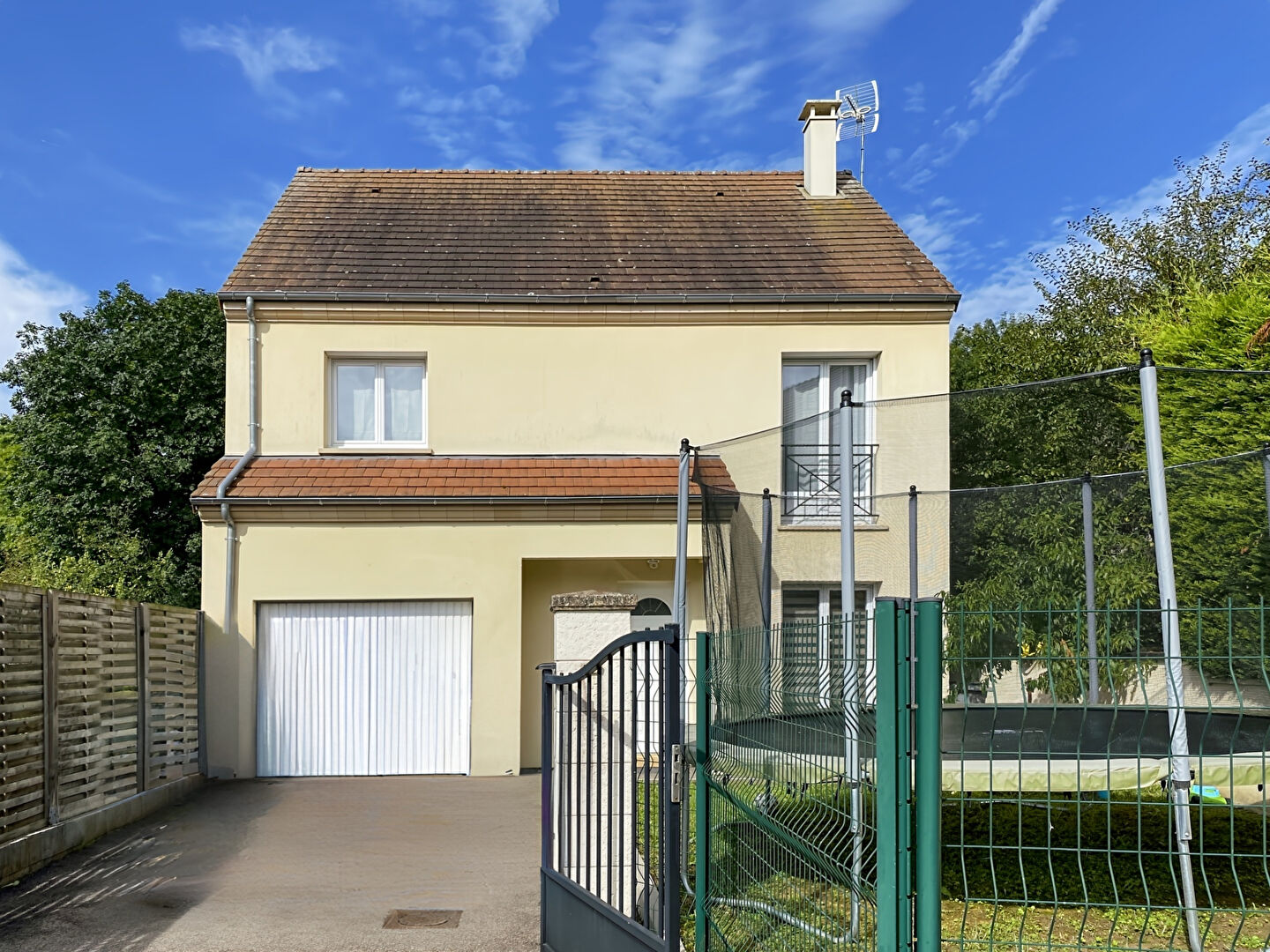Maison OINVILLE SUR MONTCIENT (78250) 5 pi&egrave;ces 92.49 m&sup2;