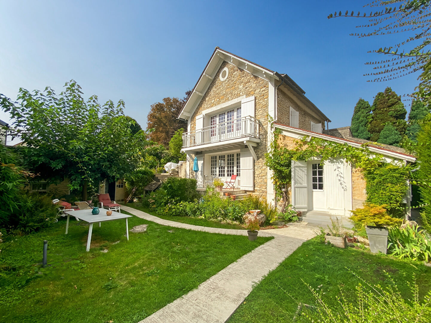 Maison SERAINCOURT (95450) 6 pièces 173.00 m²