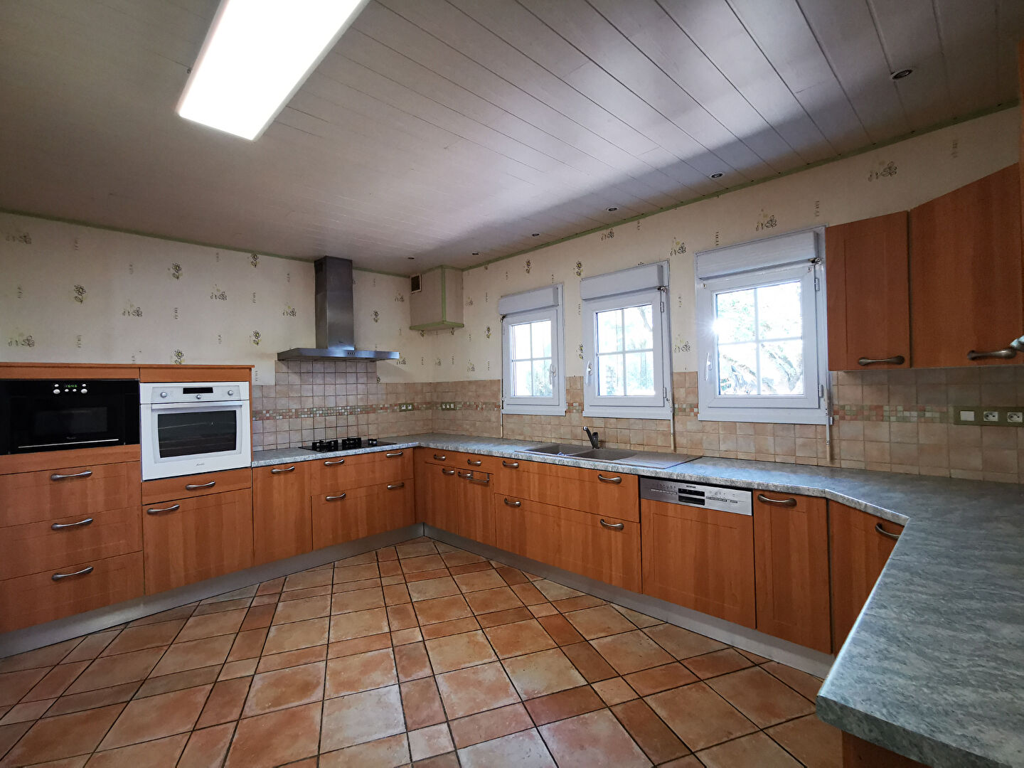 Maison CHEF BOUTONNE (79110) 7 pièces 165.00 m²