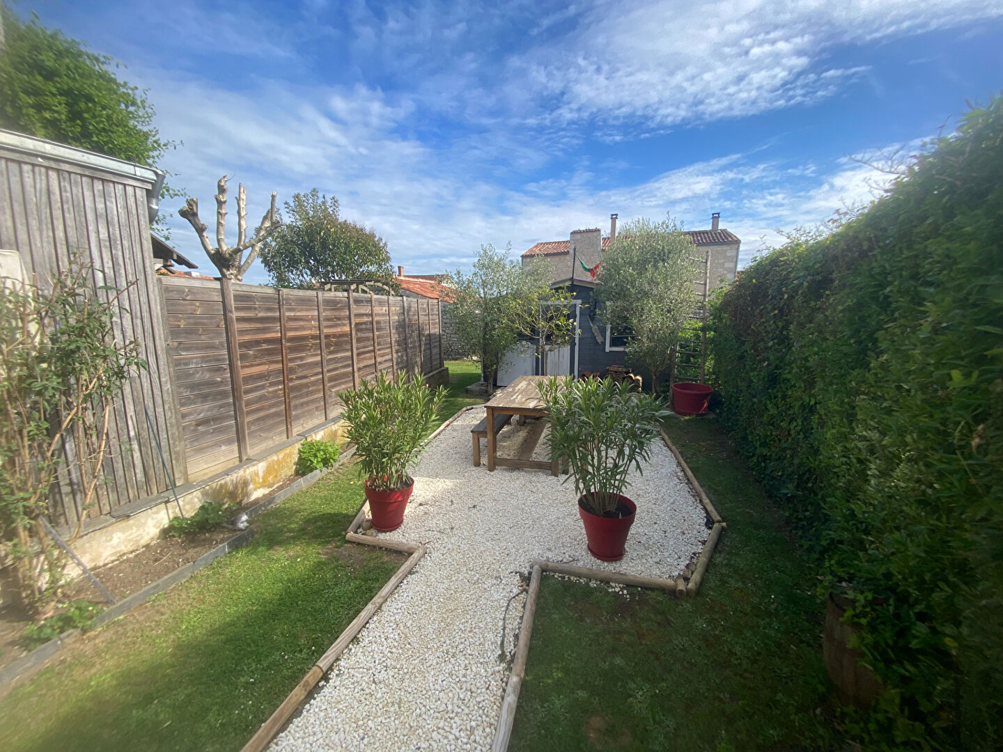 Maison de pays SAINT SORNIN (17600) 7 pièces 163.00 m²