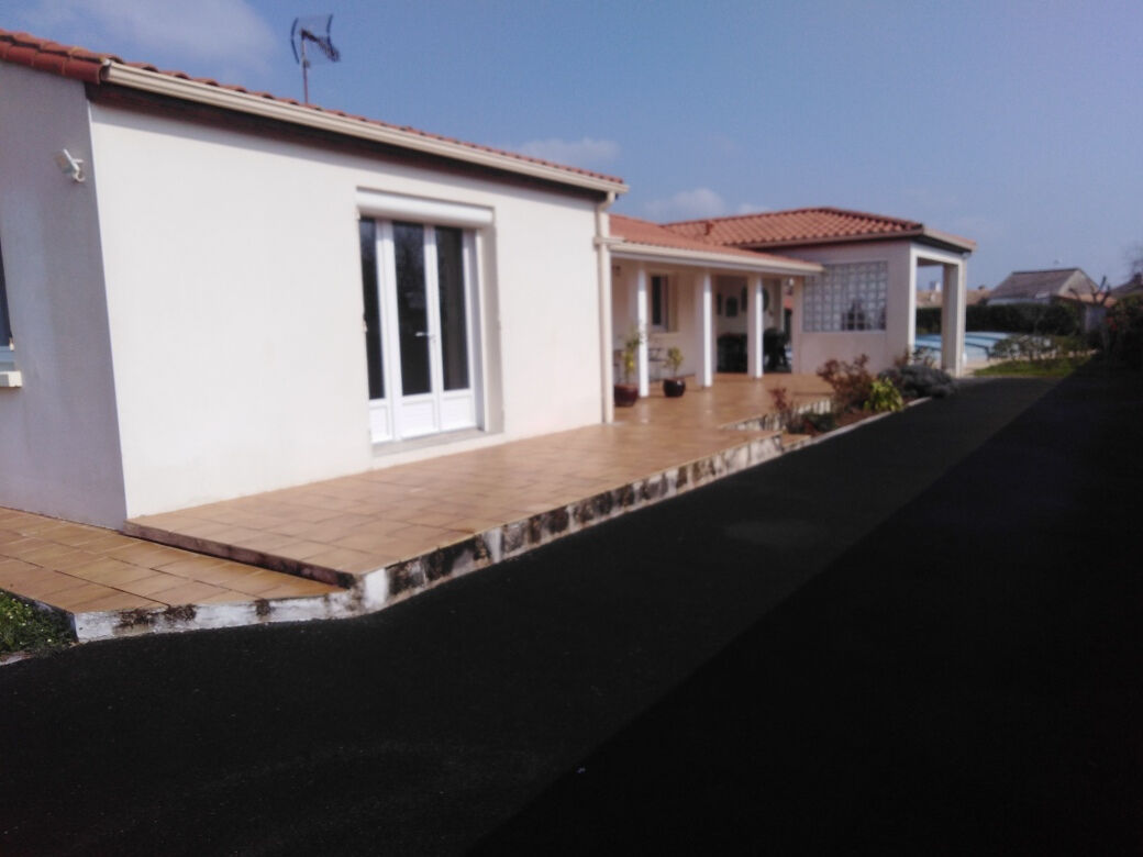 Maison TRIZAY (17250) 7 pièces 145.00 m²