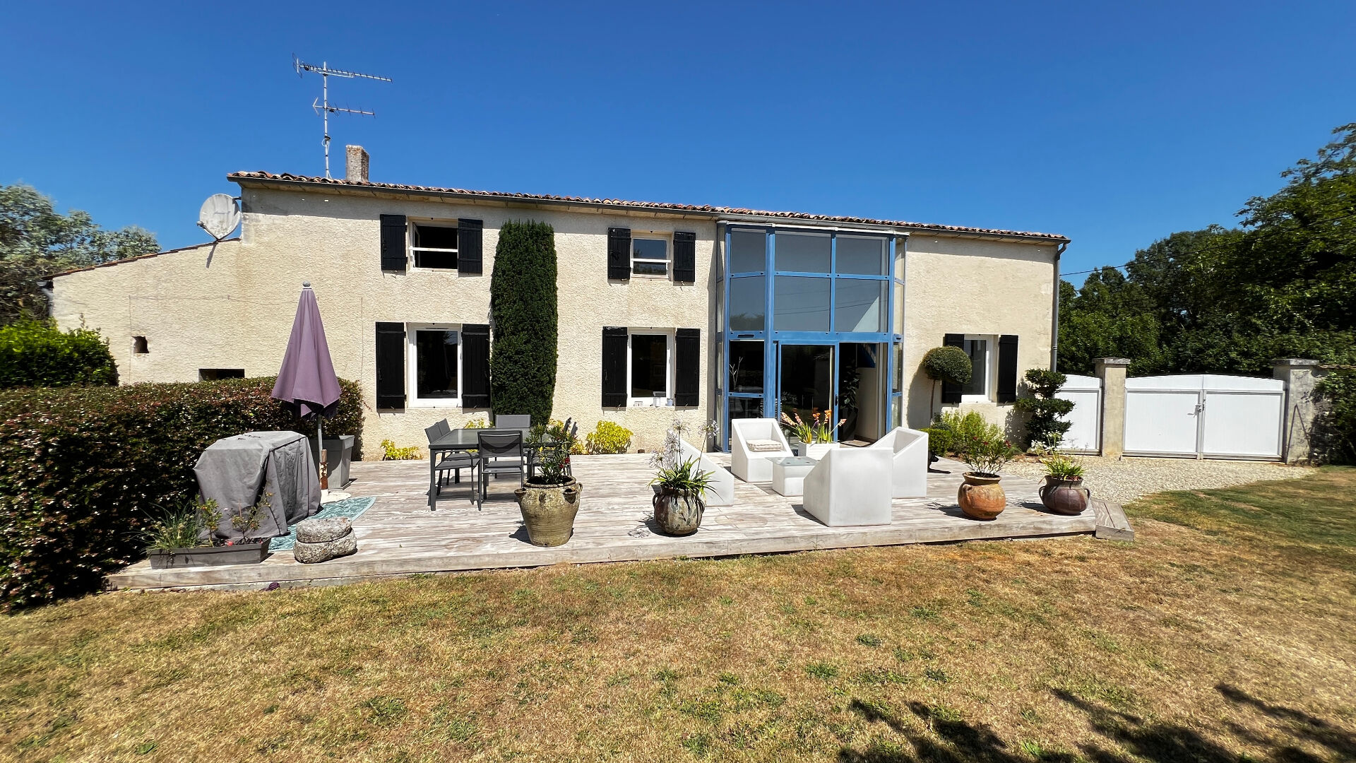 Maison BALANZAC (17600) 6 pièces 190.00 m²