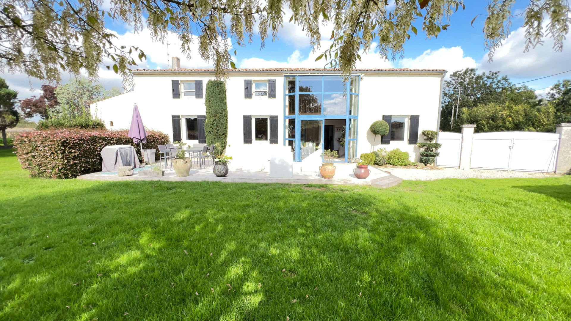 Maison BALANZAC (17600) 6 pièces 190.00 m²